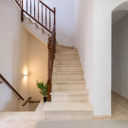La Llevantina Boutique Holiday home *